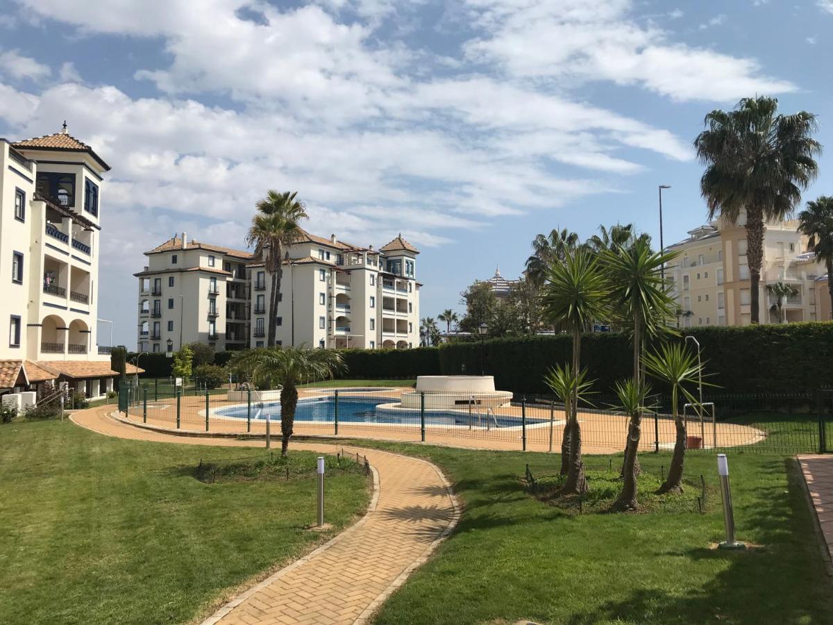 Ferienwohnung Beautiful Penthouse With Ocean And Marina Views Isla Canela Exterior foto